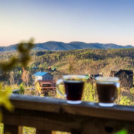 Mountainscape - Brand New Cabin W Views - Hottub - Firetable - Ps5 - Pooltable - 3 Pools Gatlinburg Exteriér fotografie