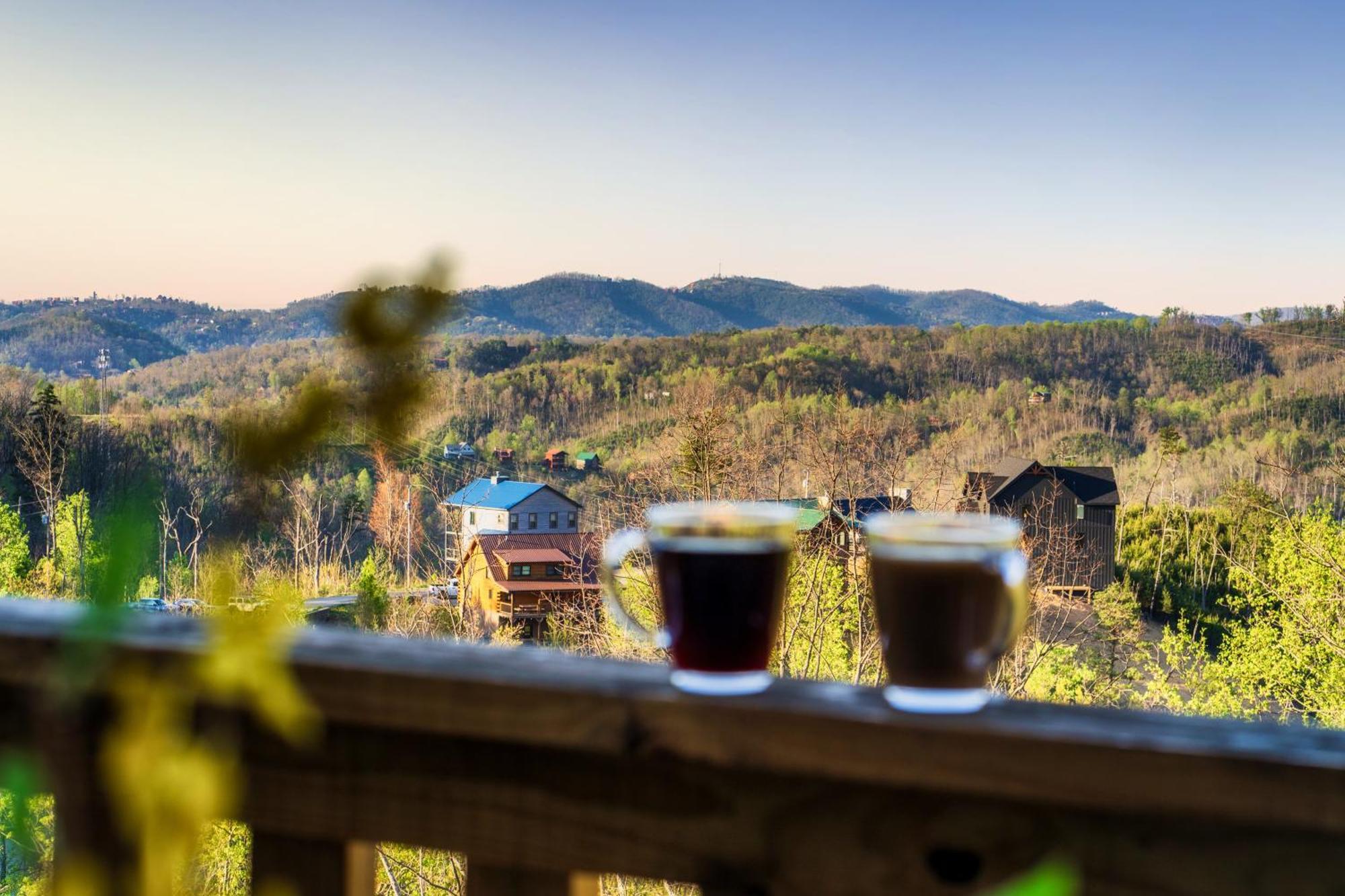 Mountainscape - Brand New Cabin W Views - Hottub - Firetable - Ps5 - Pooltable - 3 Pools Gatlinburg Exteriér fotografie