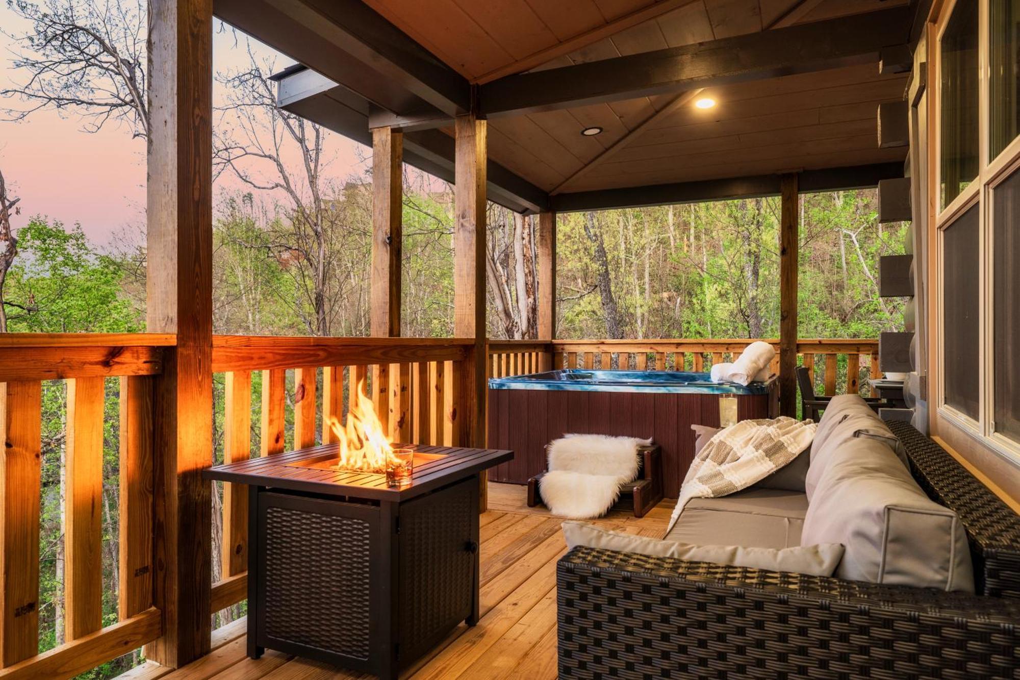Mountainscape - Brand New Cabin W Views - Hottub - Firetable - Ps5 - Pooltable - 3 Pools Gatlinburg Exteriér fotografie