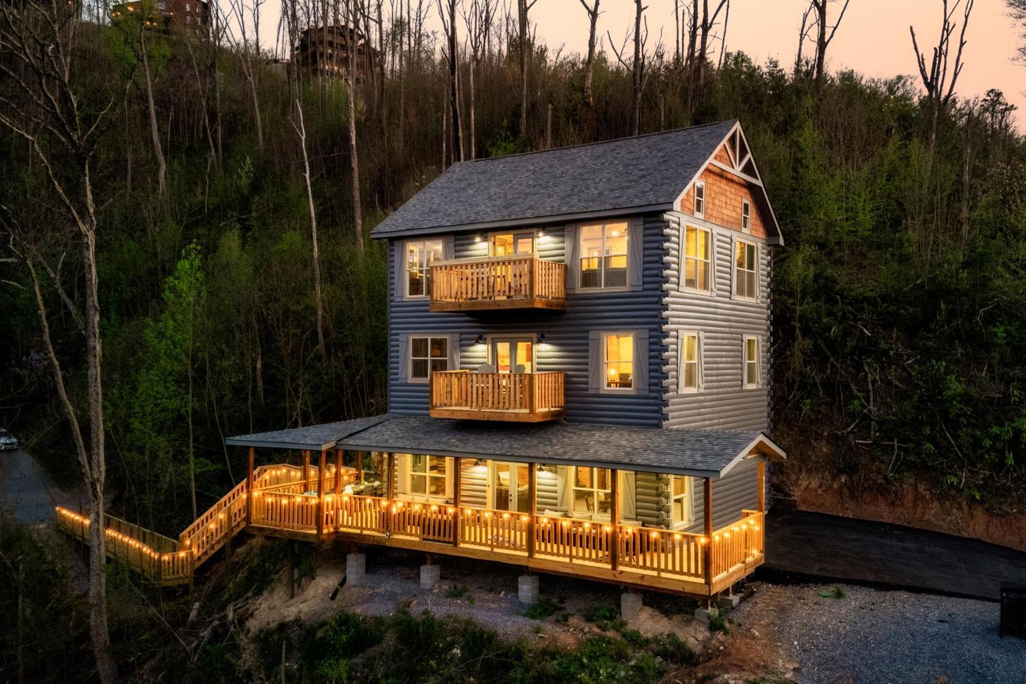 Mountainscape - Brand New Cabin W Views - Hottub - Firetable - Ps5 - Pooltable - 3 Pools Gatlinburg Exteriér fotografie