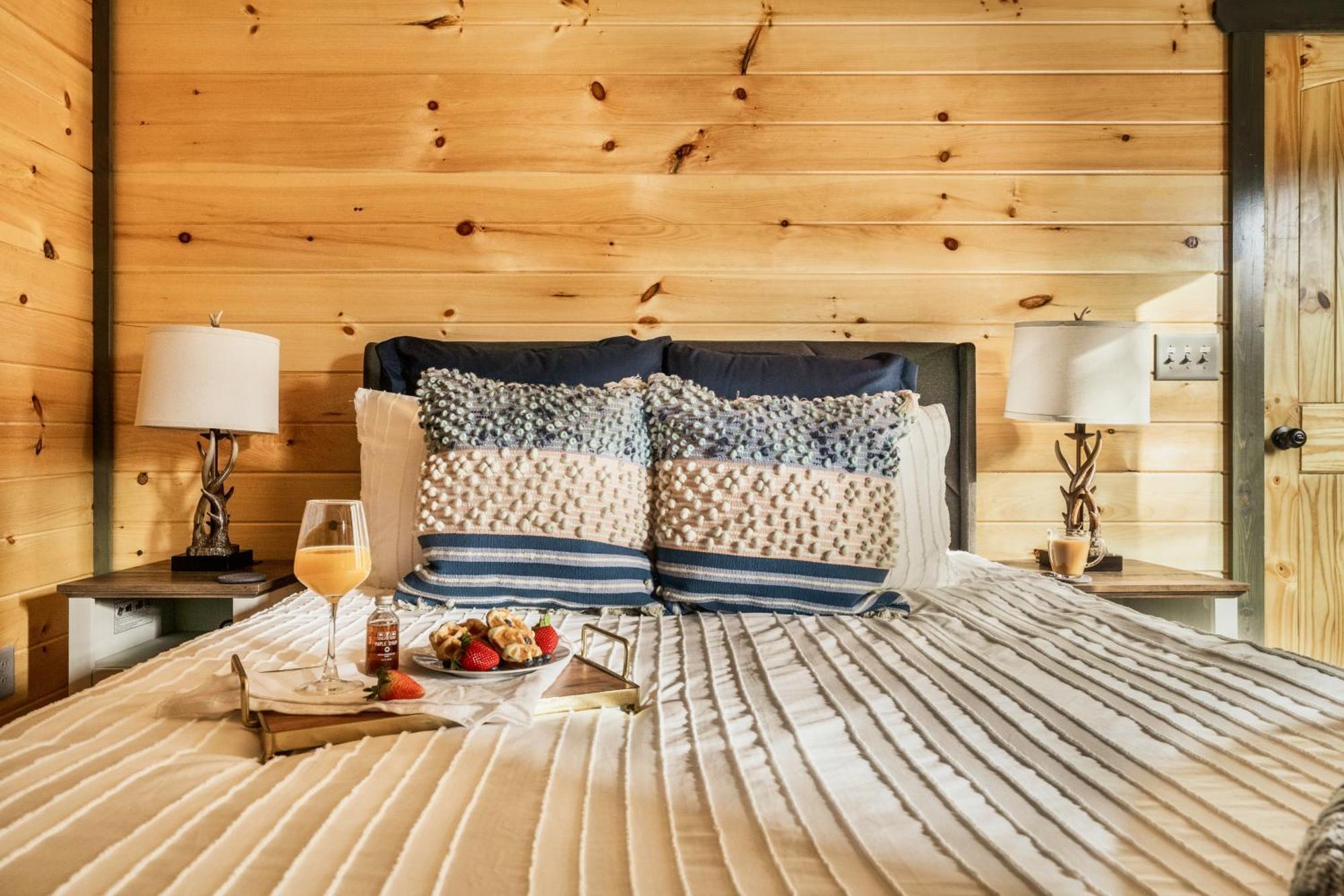 Mountainscape - Brand New Cabin W Views - Hottub - Firetable - Ps5 - Pooltable - 3 Pools Gatlinburg Exteriér fotografie